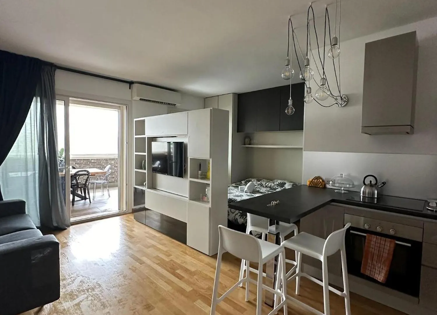 Modern Loft Private Apartment Rome