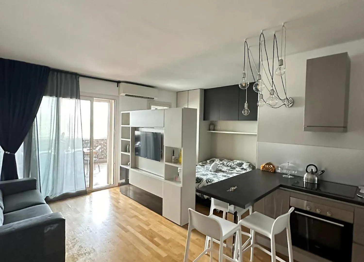 Modern Loft Private Apartment Rome