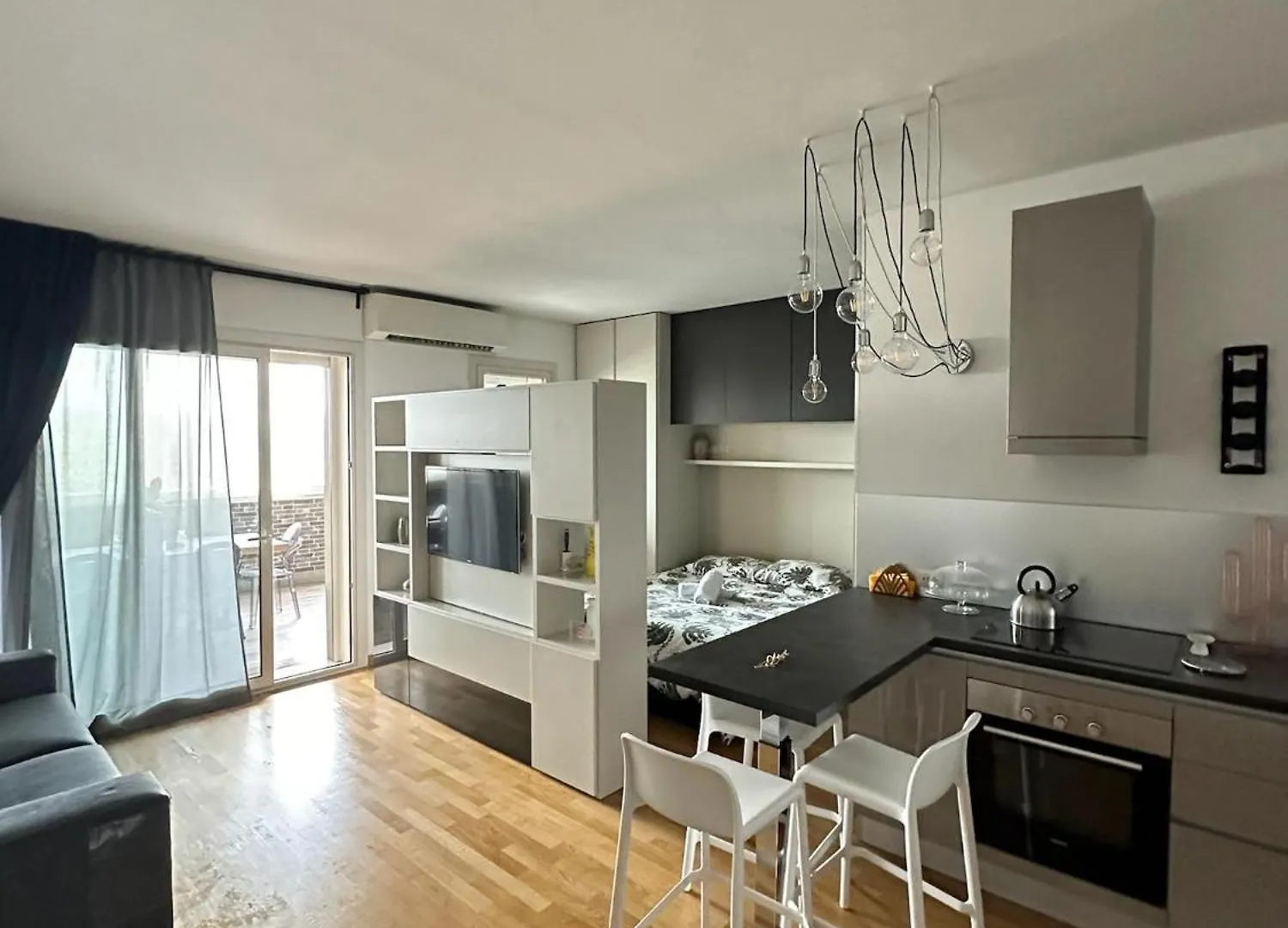 Modern Loft Private Apartment Rome Italy